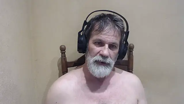 AlexNudo webcam