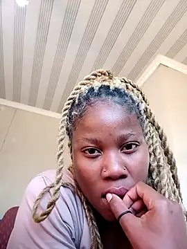 perfectionberrie - PerfectionBerrie's free webcam