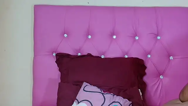 Sexyspicexx webcam
