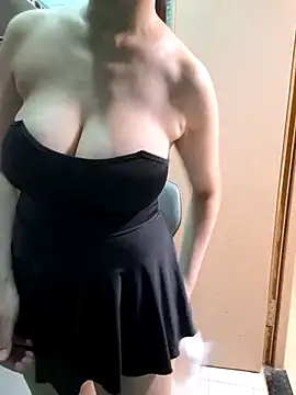 NudeLena webcam