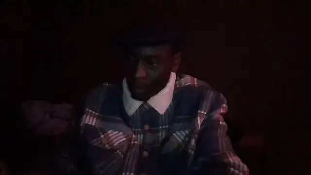 SmallGoodNutt webcam