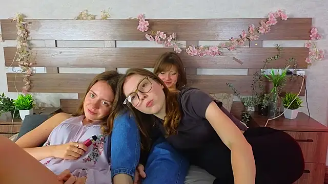 NellieWaters webcam
