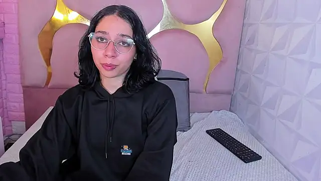 Niina_Sissy webcam