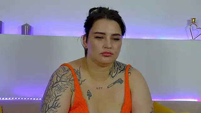 SaraOswald webcam
