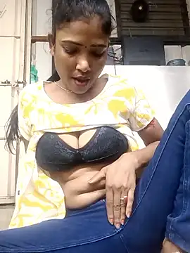 Hotty-rumi3 webcam