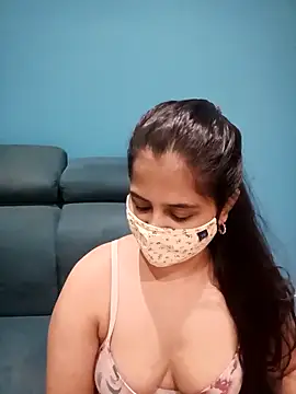 delstrip_couple webcam