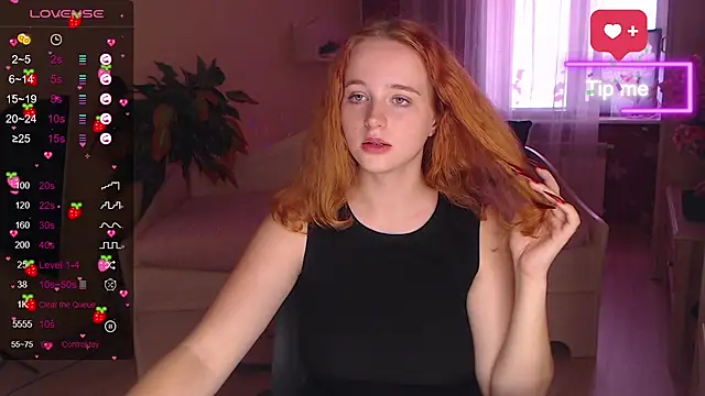 LunaSweet18 webcam