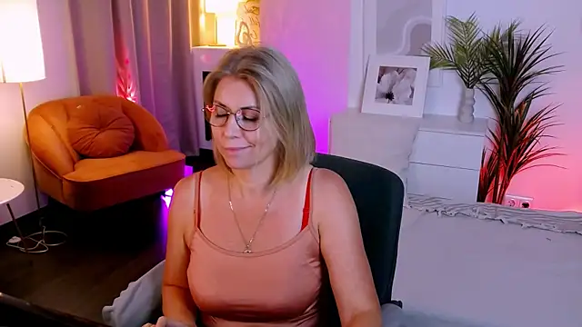 Annie_Light webcam