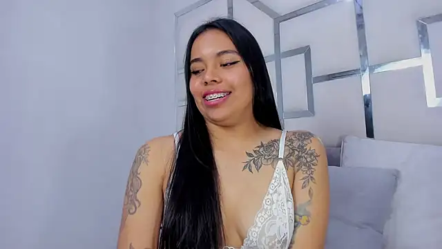 ZoeWan69 webcam