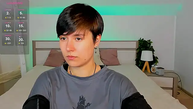 video chatting CharlieeAdams