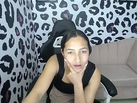romina_a webcam