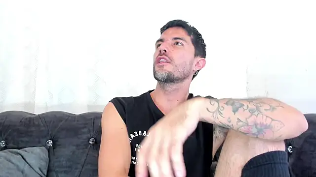 Adam_MillanFF webcam