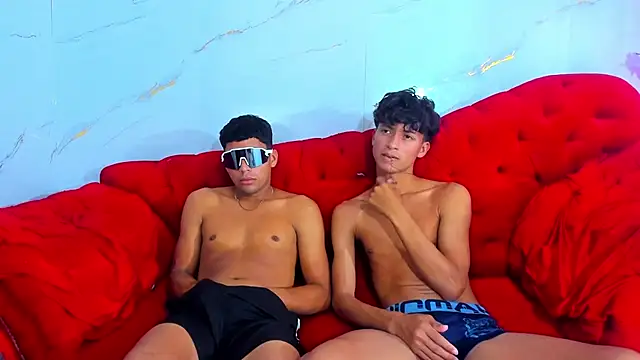 Sweet_twinks2 webcam