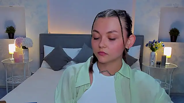 bookish_dreamer webcam