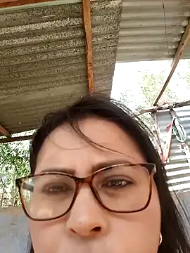 Dirty-Momm-Divorced-Hot webcam