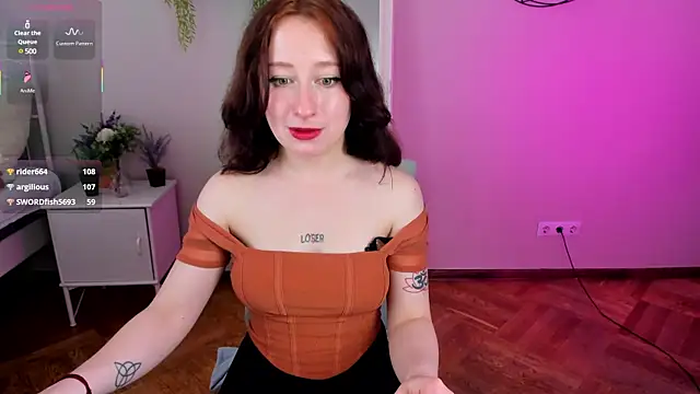 Violet_Griffen webcam