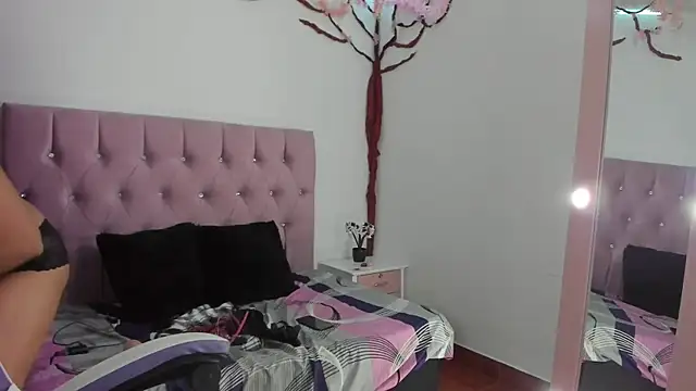 ScarletMorel webcam