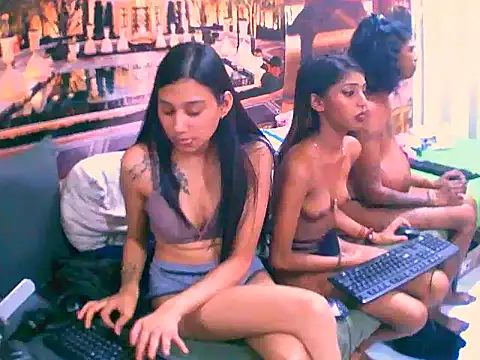 IndianPrettySmile webcam