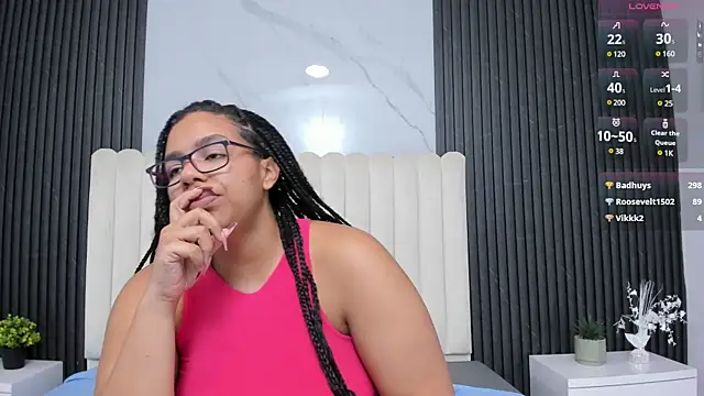 Tiana-Moon webcam