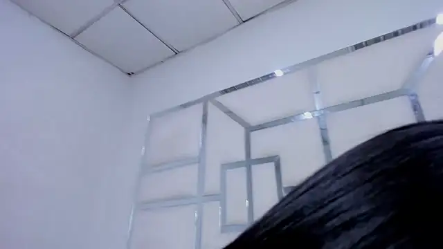 ZoeWan69 webcam