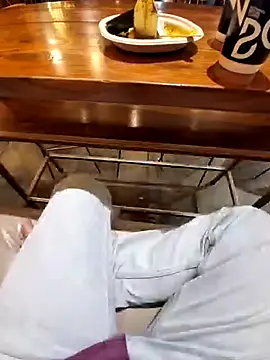 YoursThickDick webcam