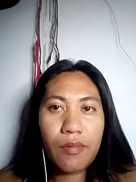 Madona1993 webcam
