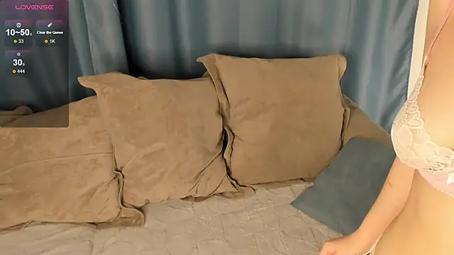 ElvaAxley webcam
