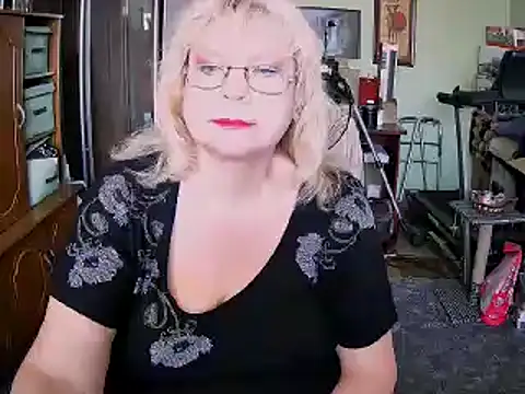 LOLA8888 webcam