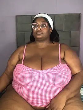 bustytitsxxx
