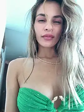 cuteluci_