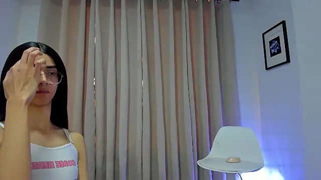 alahia_sweet webcam