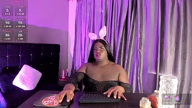 georgina-curvy webcam