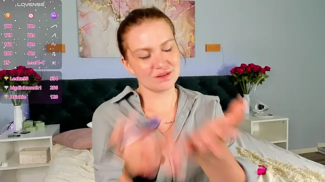 Angela_Wallace webcam