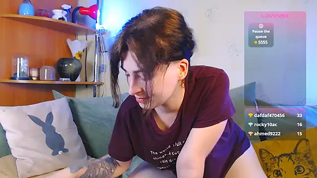 Caroline1995 webcam