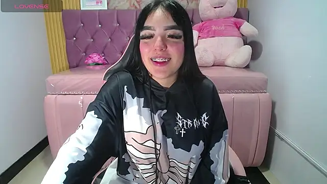 charlotte_zoe_ch webcam