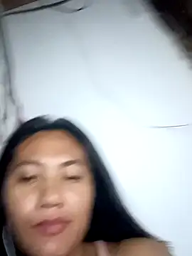 Madona1993 webcam