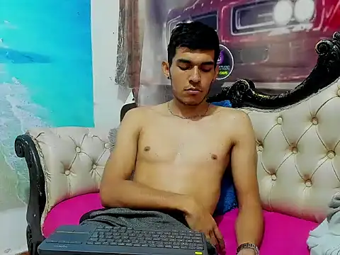 May_bowerHOT webcam