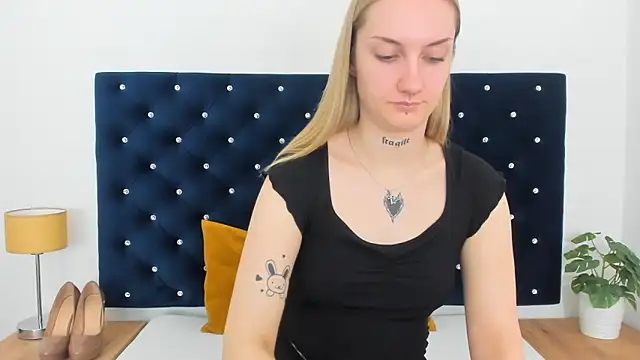AlexaTease webcam