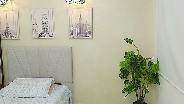 Merida_Love_ webcam