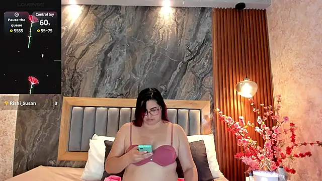 BellaPeers_ webcam