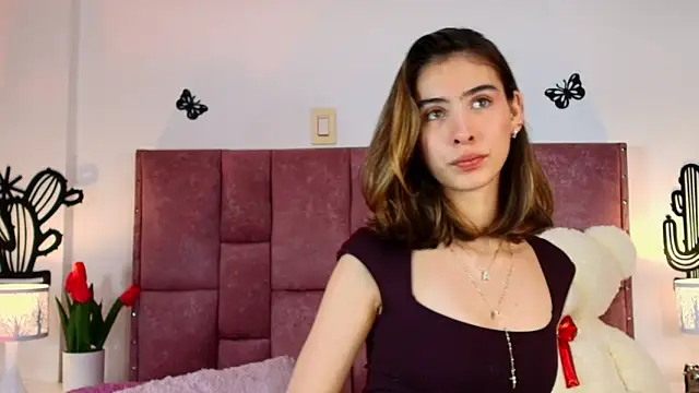 AlmaQueenn webcam
