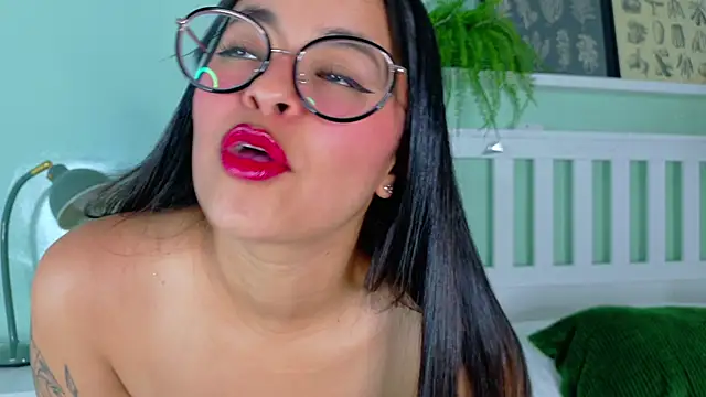 ALASKA_JONES webcam