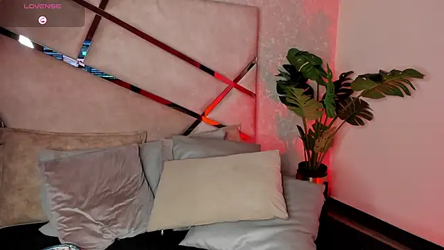 noah_crux webcam