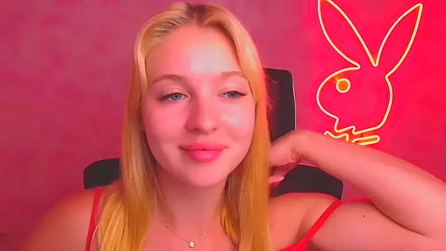 Milka_kiss_ webcam