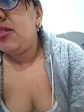 ZaidaWet webcam