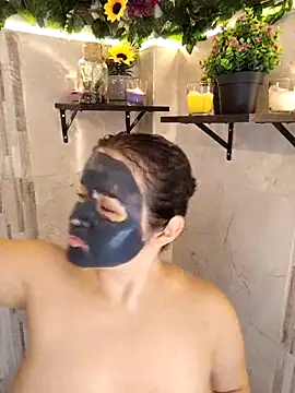 SeleneLuminari8 webcam