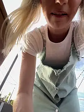 sex chat Lia Love