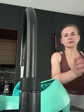 IsabellaEtha webcam