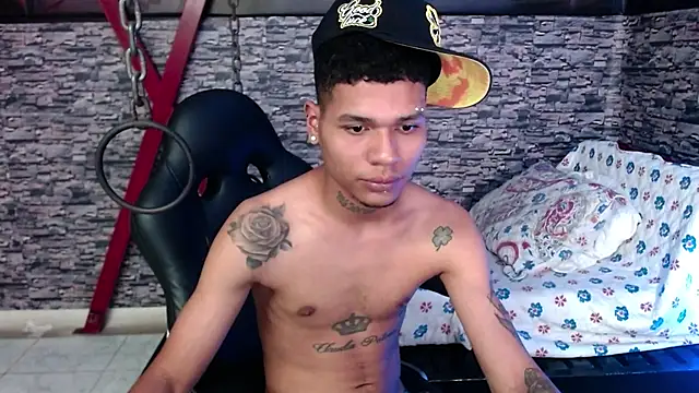 Alan_Boyy webcam