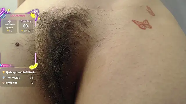 Amira_Milker webcam